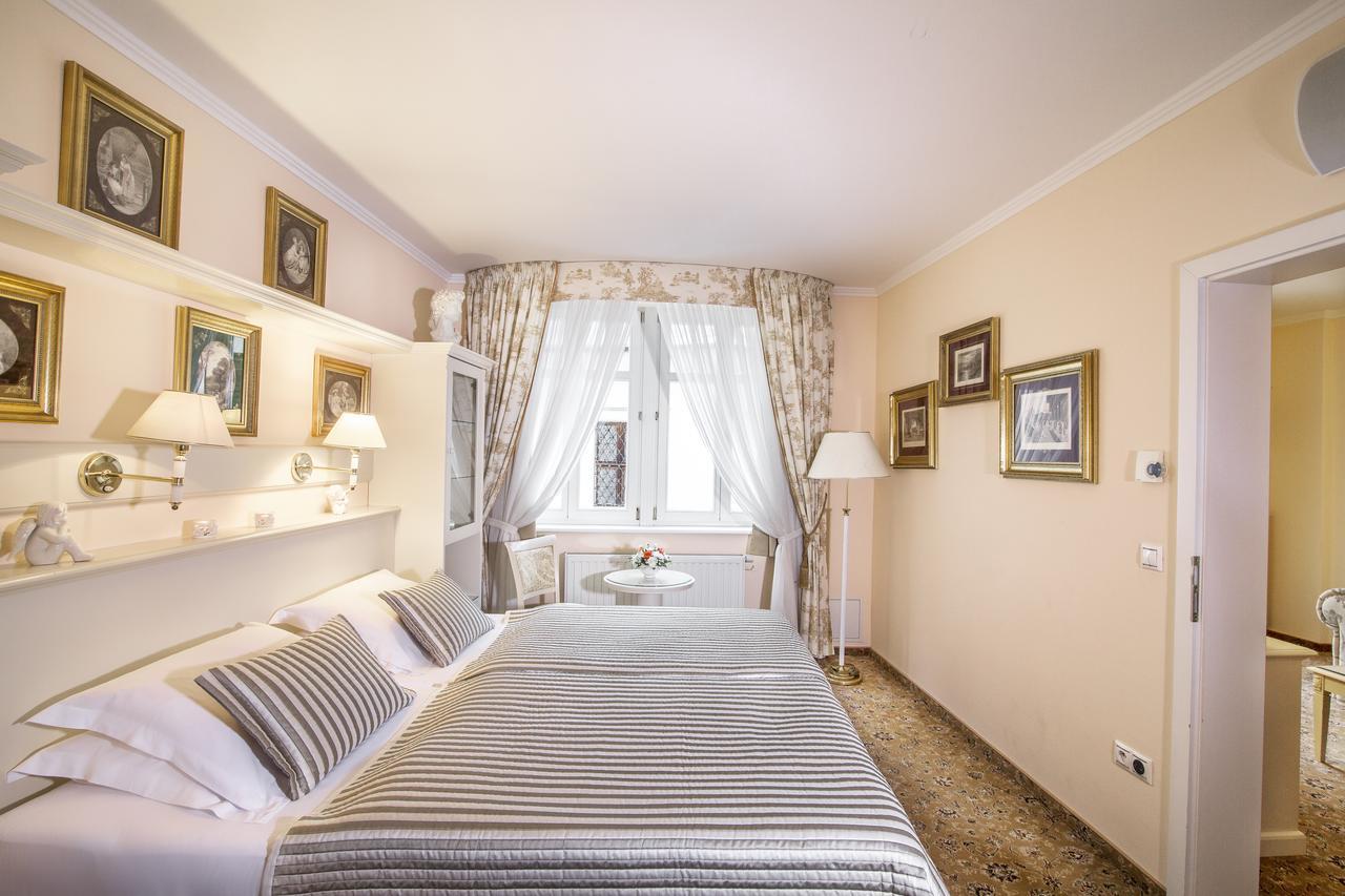 Grande Madonna Hotel